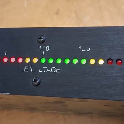 Furman PL-Plus Power Conditioner and Light Module 2000s - Black image 4