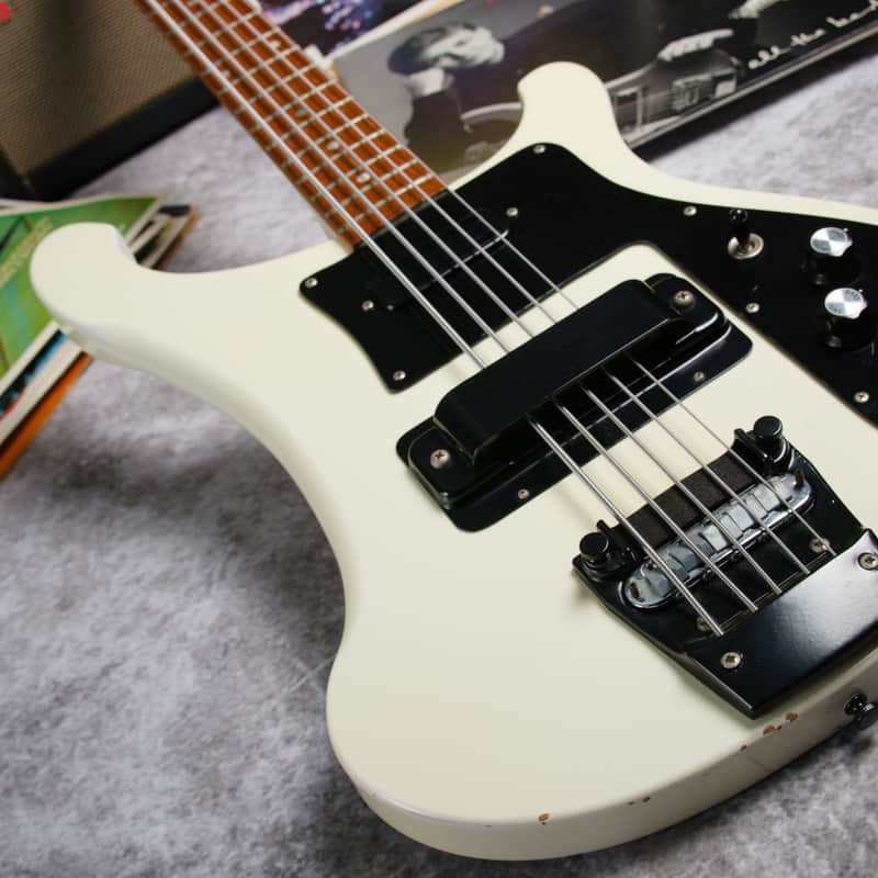 1986 Rickenbacker 4003 S/5 WhiteGlo WhiteGlo
