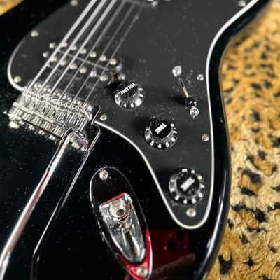 Fender Fender Stratocaster Standard HH MIM Electric Guitar 2016 - Black image 6