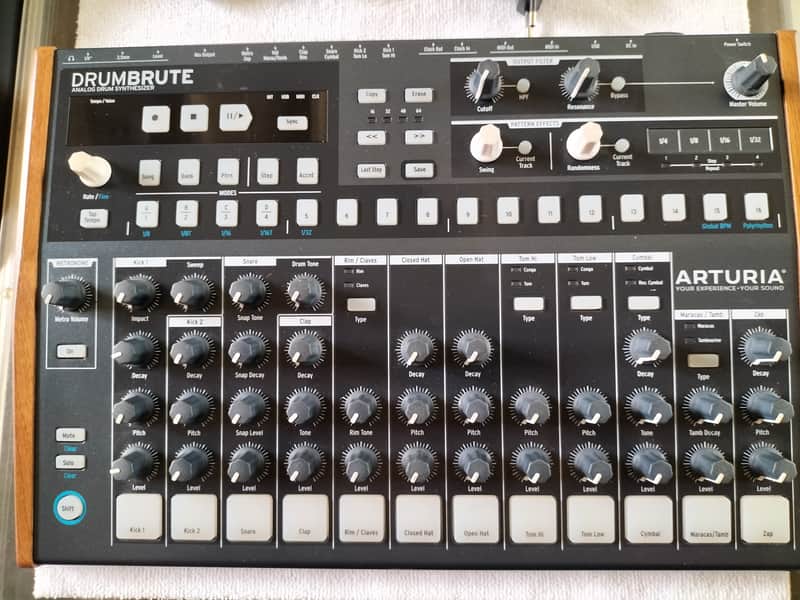 Arturia Drumbrute Analog Drum Synthesizer image 1