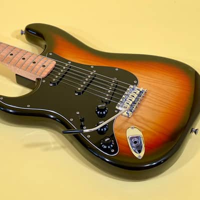 Immagine Fender Stratocaster Left-Handed 1979 - Sunburst 100% OG! - 4