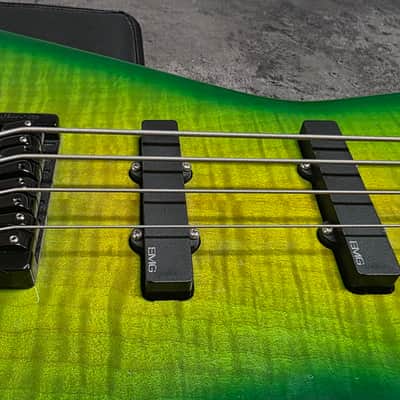 Washburn USA Dime Slime Bass EX GWAR MUSIC VIDEO TOUR STAGE PLAYED Pro Artist Owned Signed D3 Dimebag Darrell Pantera Signature DB2000 American Custom Shop Bass Guitar image 7