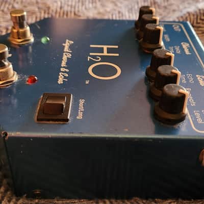 Visual Sound H20 Liquid Chorus & Echo Dual Mono Delay 2000s USA image 4