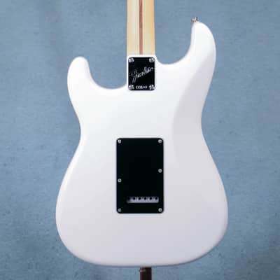 Fender American Performer Stratocaster Rosewood Fingerboard B-Stock - Arctic White - US240000060B - Clearance image 2