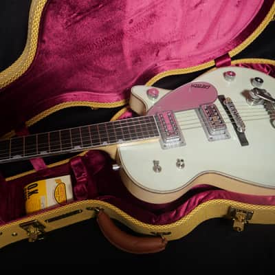 Gretsch Custom Shop 59 Duo Jet Masterbuilt by Chad Henricksen Heavy Relic - Faded Sonic Blue image 16