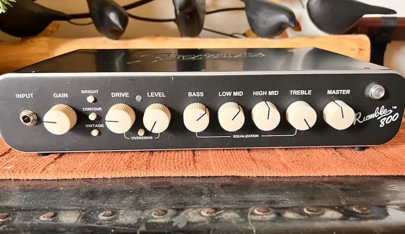 Fender Rumble 800 HD 800-Watt Bass Head