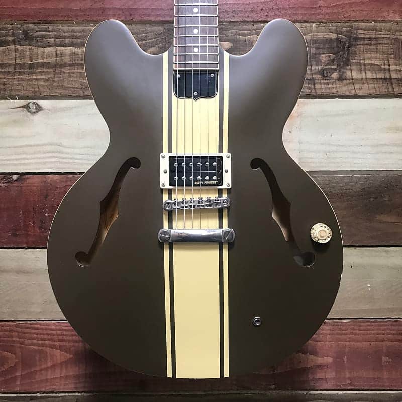 エピフォン　Epiphone　ES-333 tom delonge Epiphone Tom DeLonge Signature ES-333 | Reverb España