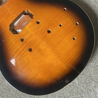 Single Cut Guitar Body, Sunburst, Flamed Maple, Mahogany image 3