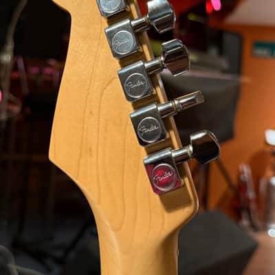 Vintage 1988 Fender Deluxe American Stratocaster 1988 w/ Fender-Lace Sensor Pickups image 5