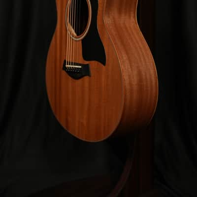 Taylor GS Mini-e Mahogany Present - Natural image 6