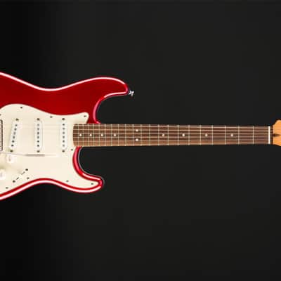 Squier Classic Vibe '60s Stratocaster, Laurel in Candy Apple Red image 3