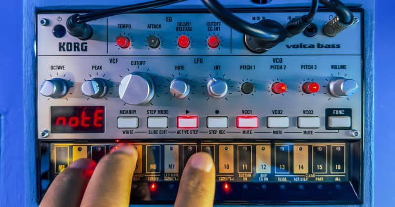 KORG VOLCA-BASS image 1