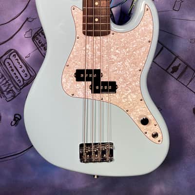 USED 2001 Fender Mark Hoppus Signature Jazz Bass - Daphne Blue