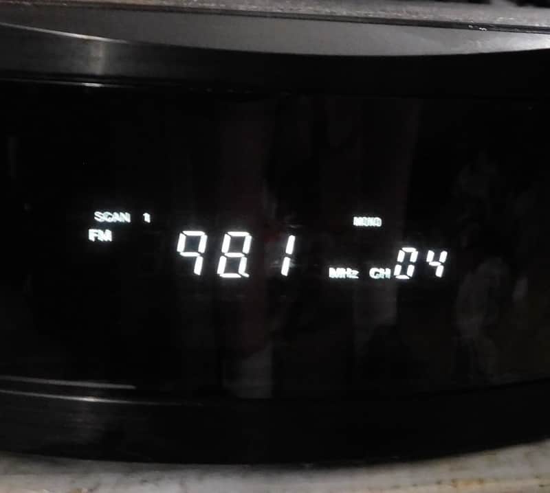 Fisher FM-9535 am fm stereo tuner radio image 1