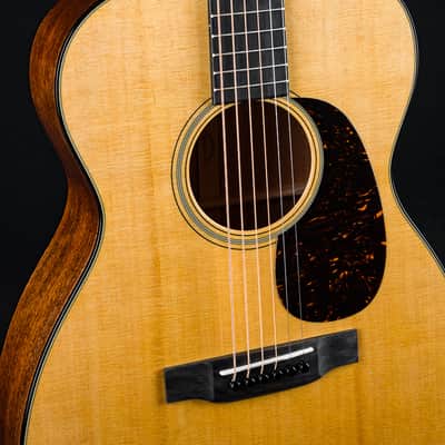 Martin 00-18 Mahogany and Sitka Spruce NEW image 6
