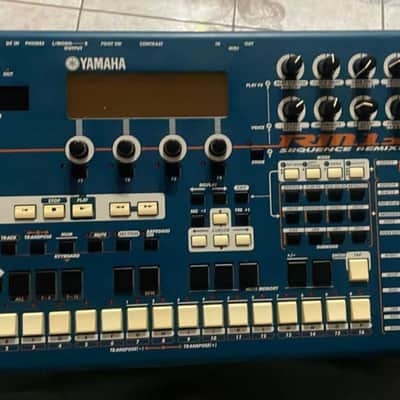 Yamaha RM1x Sequence Remixer 2000s - Blue