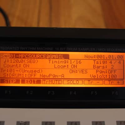 AKAI MPC2000XL, CUSTOM BLACK TRIM, ORANGE LCD BACKLIGHT, INTERNAL ZIP DRIVE or CF READER (+$35), 32MB RAM image 6