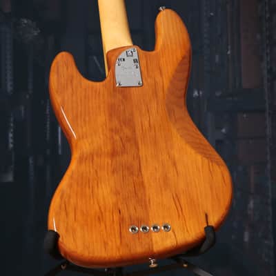 Fender American Professional II Jazz Bass, Maple Fingerboard, Roasted Pine image 6