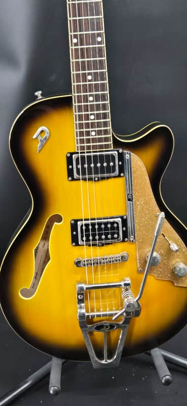 Duesenberg Starplayer TV Sunburst with hard case image 1