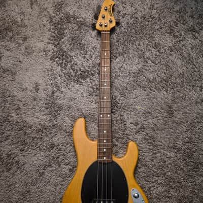 Ernie Ball Music Man StingRay 4 H with Maple Fretboard 1991 - 1998 - Natural image 1