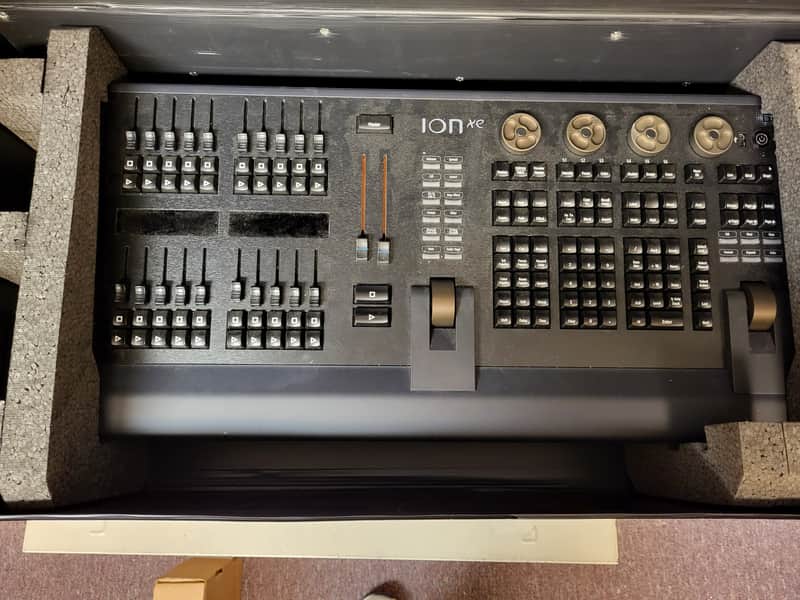 ETC ION-XE-20-2000 Lighting Control Console with 2048 Outputs and