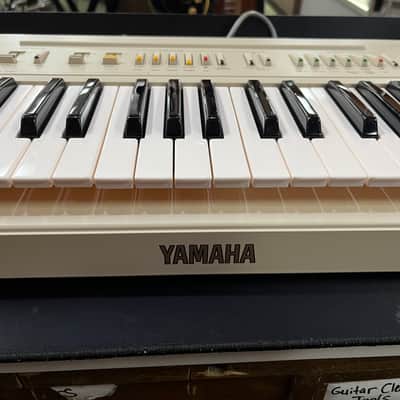 Yamaha PS-20 Automatic Bass Chord System 1981 - White - With Case image 5