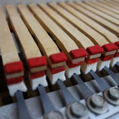 Wurlitzer 200 64-Key Electric Piano 1968 - 1974 - Beige image 7