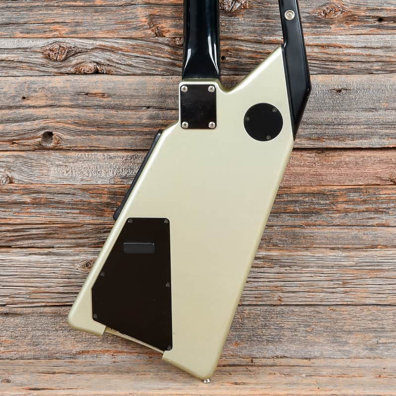 Roland G-707 | Reverb Canada