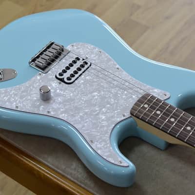 Fender Tom Delonge Stratocaster in Daphne Blue - Includes Fender Gig Bag image 3