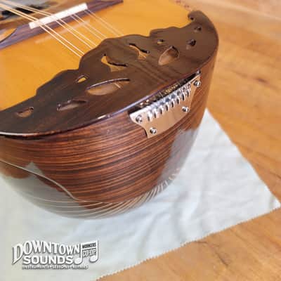 1970s Made in Japan Conqueror CM-815 Bowl-Back Mandolin with Hard Case - Natural, 1lbs 9oz image 10
