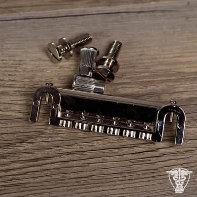 Pigtail Wrap Around Tailpiece image 2