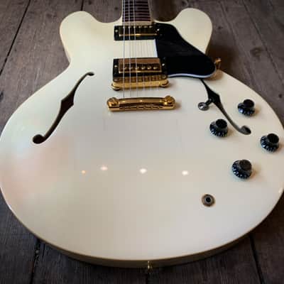 1984 Gibson Custom Shop ES-335 DOT neck 1984 in Pearl White & case image 10