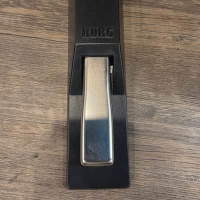 Korg Triton Studio 88-Key 120-Voice Polyphonic Workstation w/ Korg Footswitch image 12