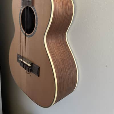 Ohana Tenor Ukulele Walnut back and sides image 6