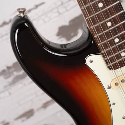 Fender Stratocaster XII 12-String 2002-2004 - 3 Tone Sunburst image 16