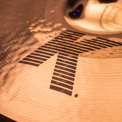 Zildjian 19" K Custom Hybrid Crash image 4