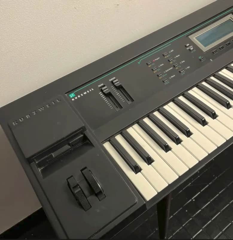 Rare Kurzweil K2VX (super k2000) | Reverb Canada