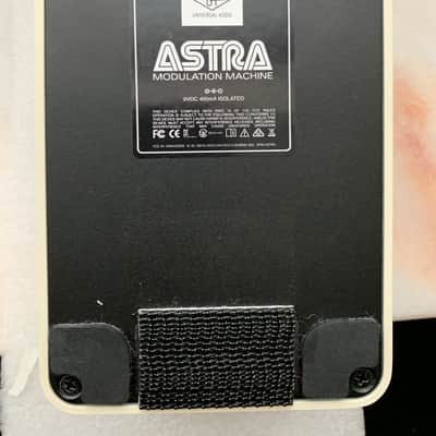 Immagine Universal Audio Astra Modulation Machine 2021 - Present - White - 4