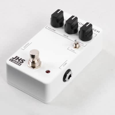 Used JHS 3 Series Harmonic Tremolo Guitar Effects Pedal image 3