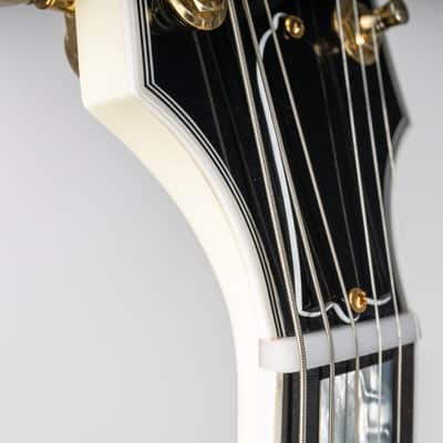 Gibson 1963 Les Paul SG Custom Reissue with Maestro Vibrola, Classic white | Demo image 22