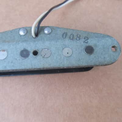 1972 Original Fender Stratocaster Guitar Pickup Strong 7.33K Orig Factory Wind Staggered Pole Grey Bottom image 7