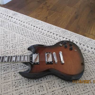 Firefly FFLG  SG Style, 2021, Cobra Burst image 12
