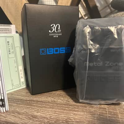 Boss MT-2 30th Anniversary Limited Edition Metal Zone 2021 - Black image 2