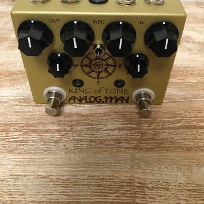 Analogman King of Tone V4 - GOLD - with Both Side High Gain, Four Jack, Buffer and Mode Toggle Options image 5