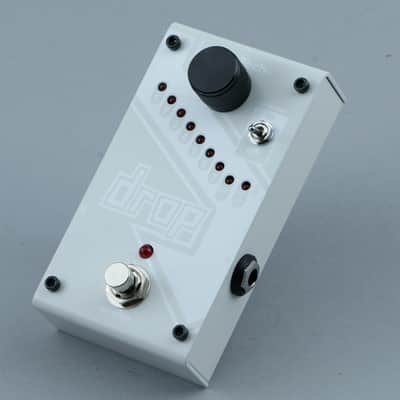 Digitech Drop (White Version) Pitch Shifter Guitar Effects Pedal P-30606 image 1