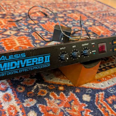 Alesis Midiverb II 16-Bit Digital Effects Processor 1990s - Black image 3