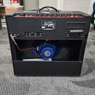 Vox AC15HWR1X Hand-Wired 2-Channel 15-Watt 1x12" Guitar Combo - Black image 7