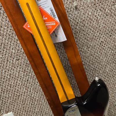 Fender American Professional II Jazzmaster with Rosewood Fretboard 2020 - Present - 3-Color Sunburst image 8