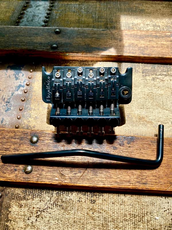 Floyd Rose FRT 1500 Tremolo Bridge 2025 - Black image 1