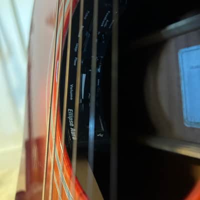 Gibson Brad Paisley J-45 2010 - 2013 - Cherry Sunburst image 15